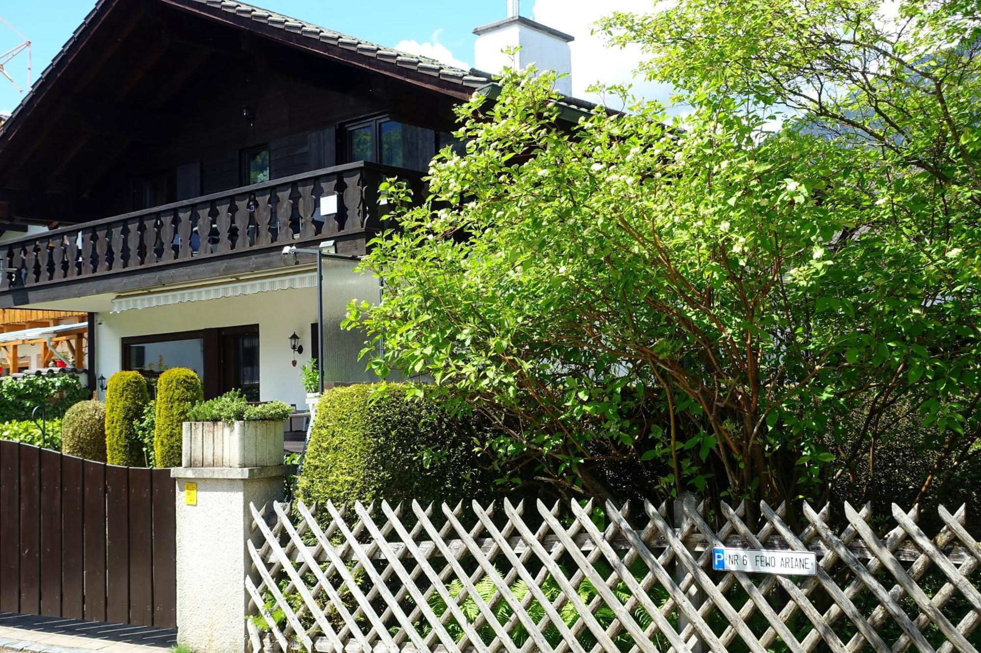 Ferienwohnung Ariane Гармиш-Партенкирхен Экстерьер фото