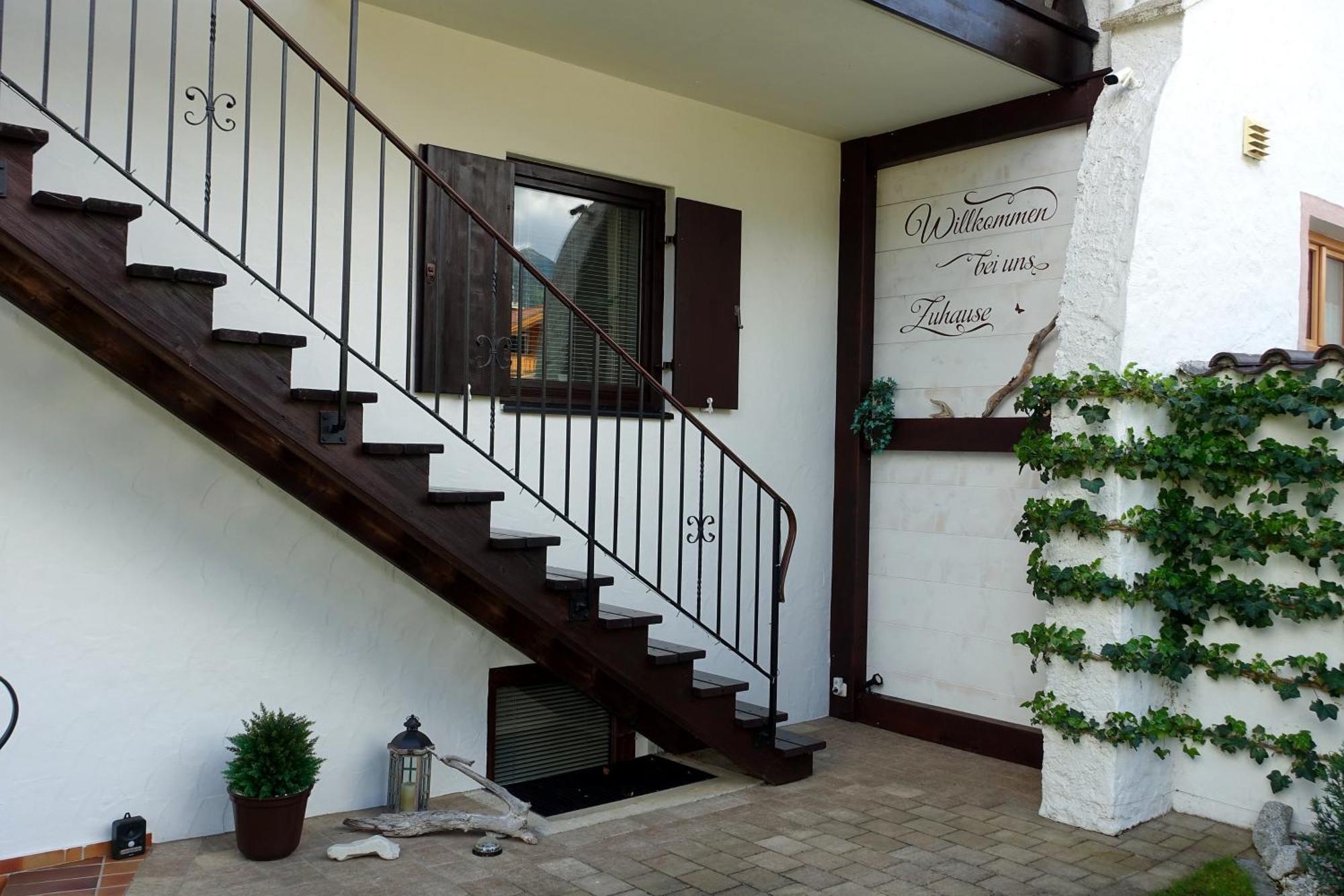 Ferienwohnung Ariane Гармиш-Партенкирхен Экстерьер фото
