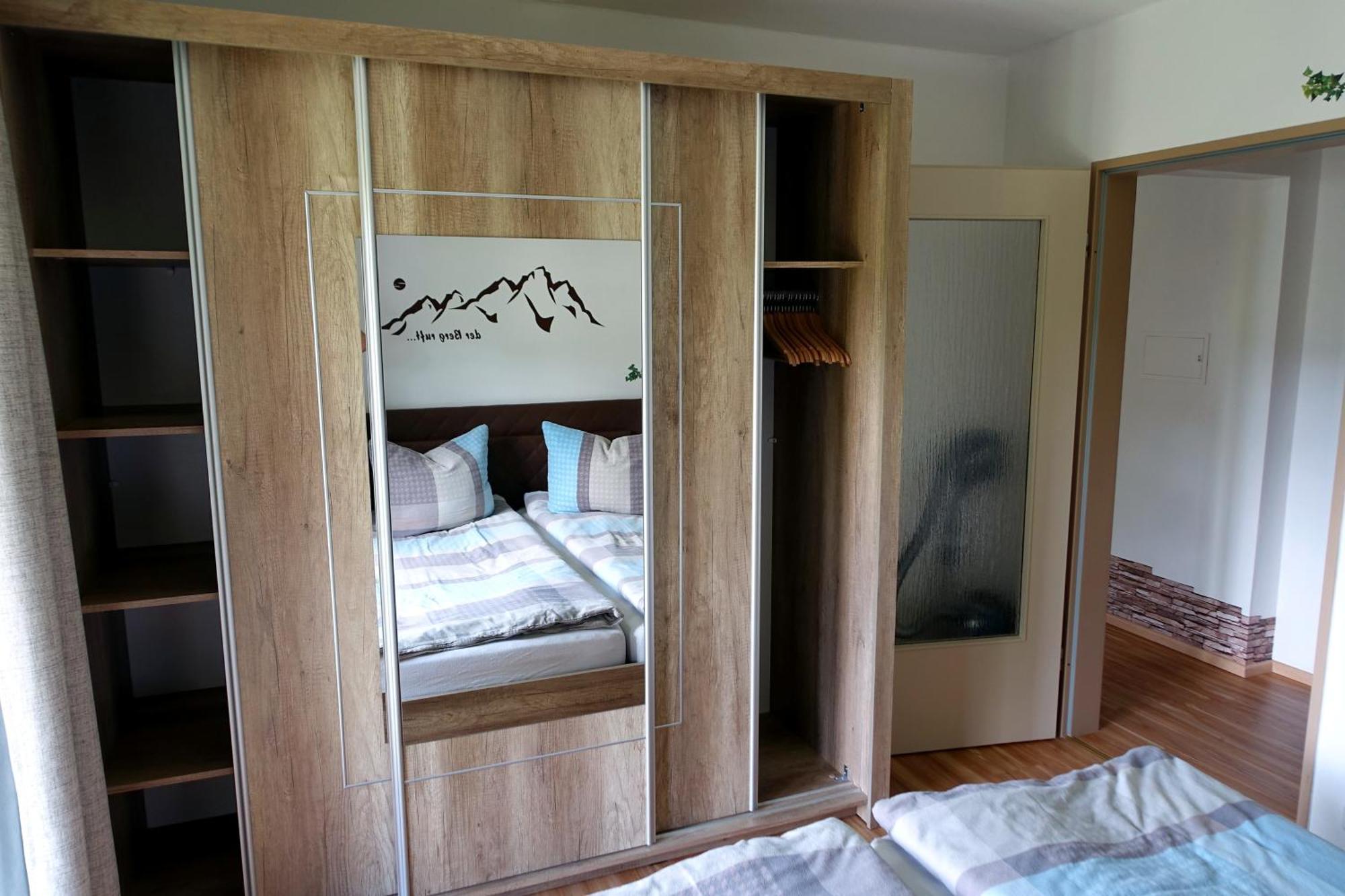 Ferienwohnung Ariane Гармиш-Партенкирхен Экстерьер фото