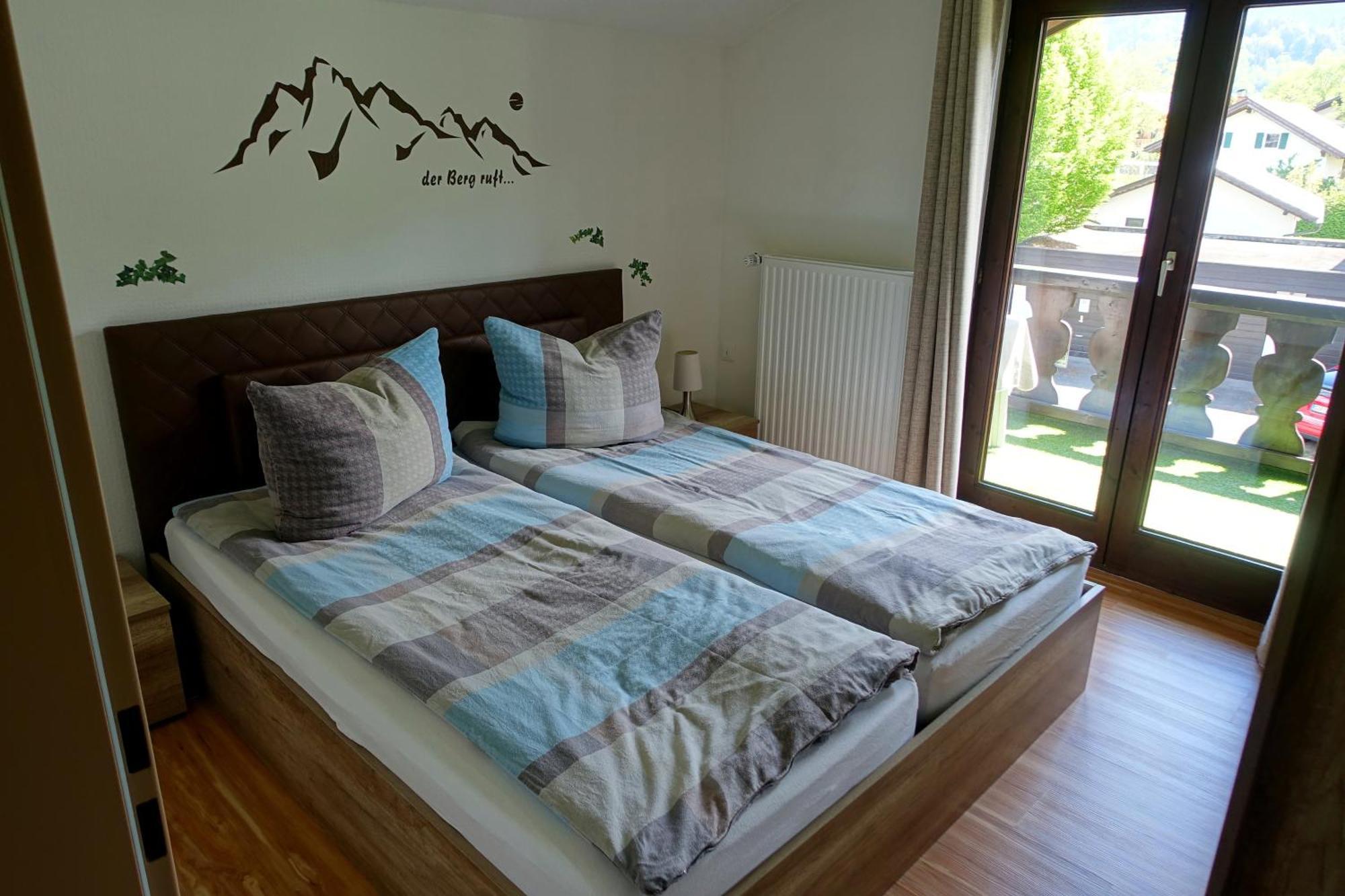 Ferienwohnung Ariane Гармиш-Партенкирхен Экстерьер фото